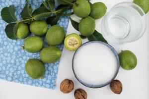Green walnuts jam